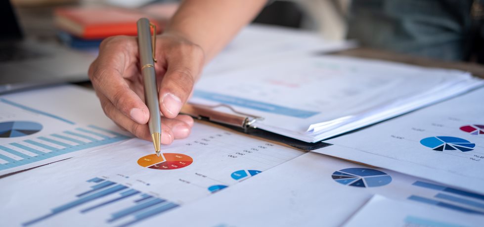 Pesquisa de Clima vs. Pesquisa Pulse: Estratégias Complementares para a Gestão de Pessoas e Conformidade com a NR1